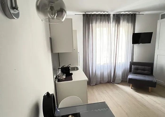 Apartman Viaventi 4 *